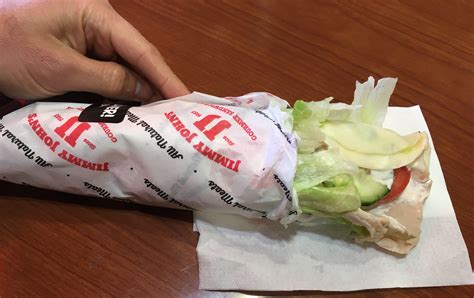  DI Recommended Daily Intake based on 2000 calories diet. . Calories in a beach club jimmy johns